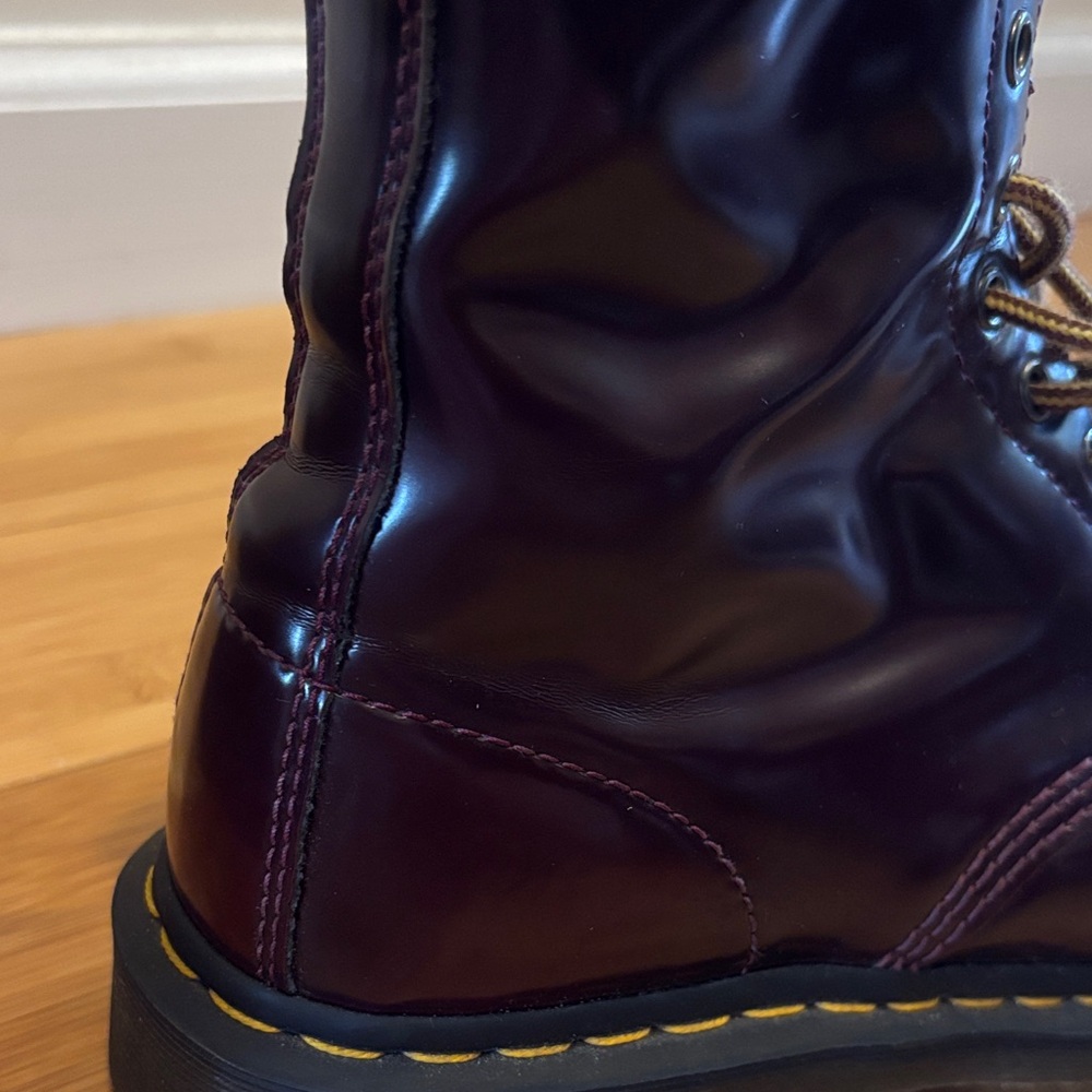 Dr. Martens Men's size 10 Vegan Leather 1460 Boots in Cherry Red - Picture 8 of 13